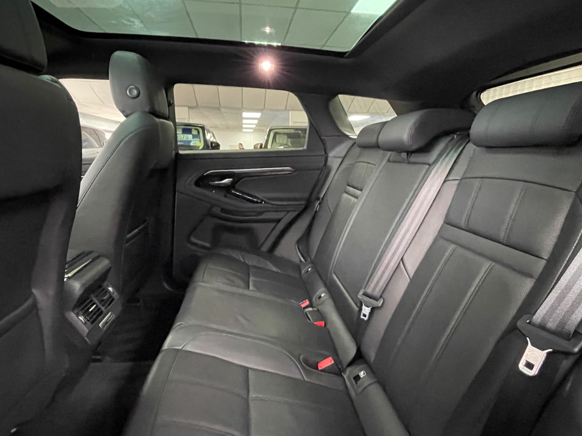 USED 2019 19 LAND ROVER RANGE ROVER EVOQUE 2.0 D180 R-Dynamic SE SUV 5dr Diesel Auto 4WD Euro 6 (s/s) (180 ps) 