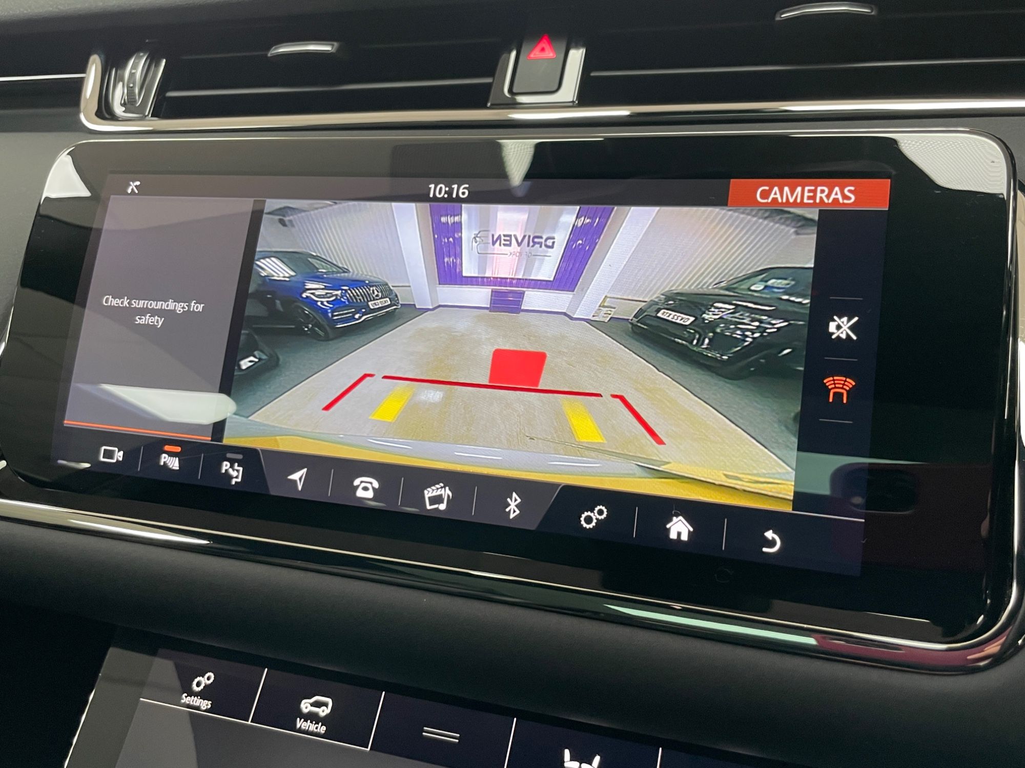 USED 2019 19 LAND ROVER RANGE ROVER EVOQUE 2.0 D180 R-Dynamic SE SUV 5dr Diesel Auto 4WD Euro 6 (s/s) (180 ps) 