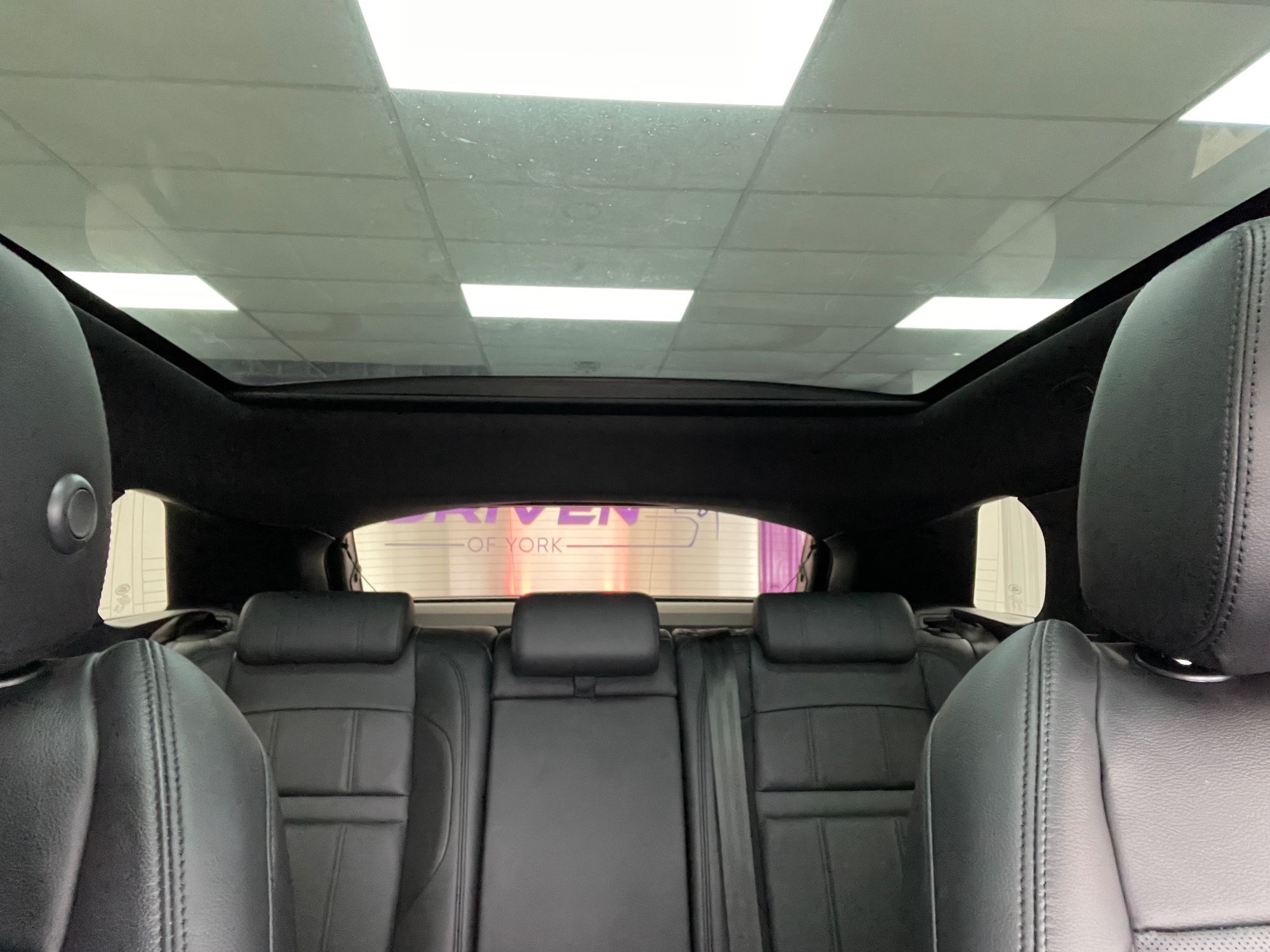 USED 2019 19 LAND ROVER RANGE ROVER EVOQUE 2.0 D180 R-Dynamic SE SUV 5dr Diesel Auto 4WD Euro 6 (s/s) (180 ps) 
