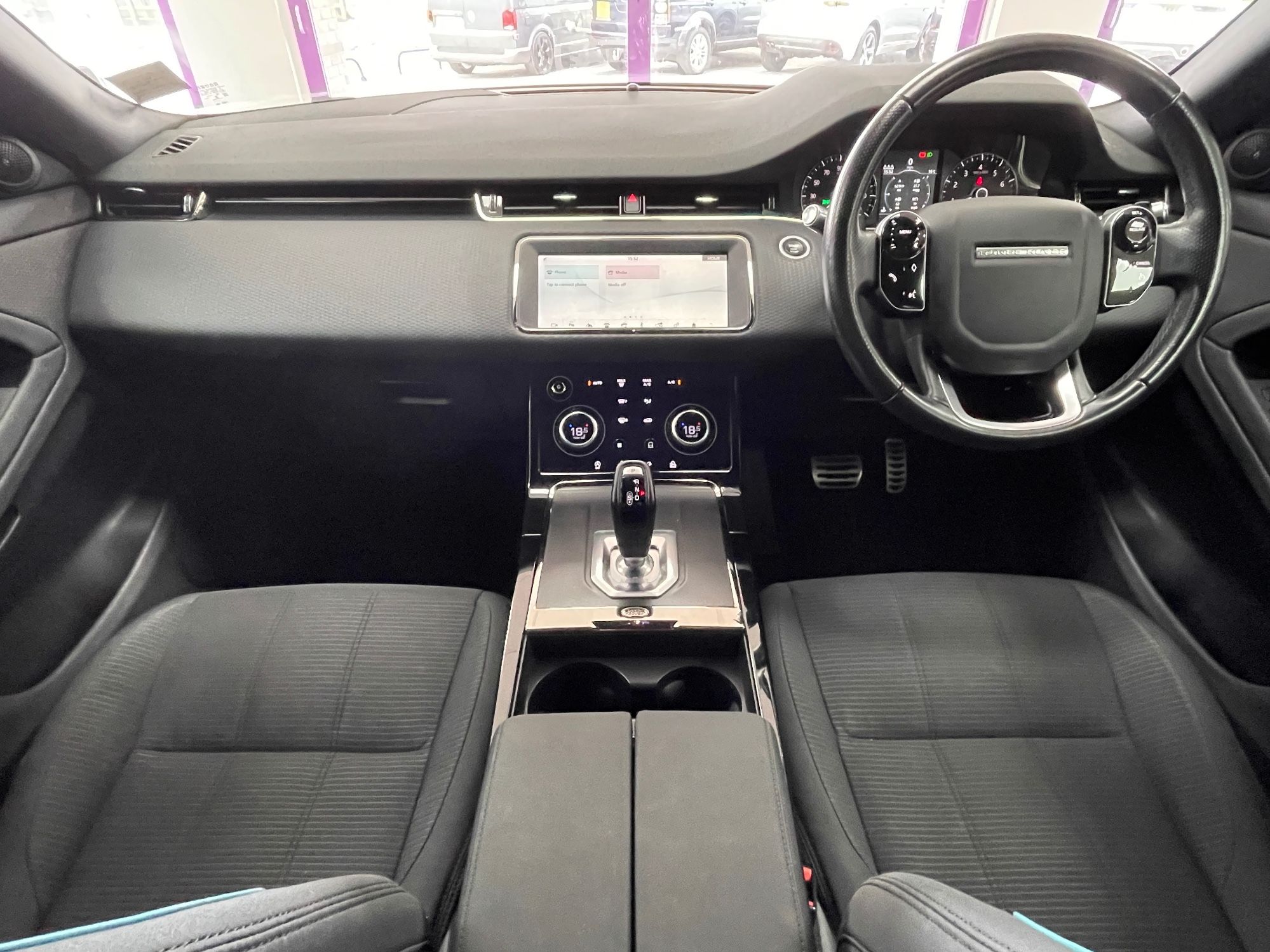 USED 2019 69 LAND ROVER RANGE ROVER EVOQUE 2.0 P200 MHEV R-Dynamic SUV 5dr Petrol Auto 4WD Euro 6 (s/s) (200 ps) 