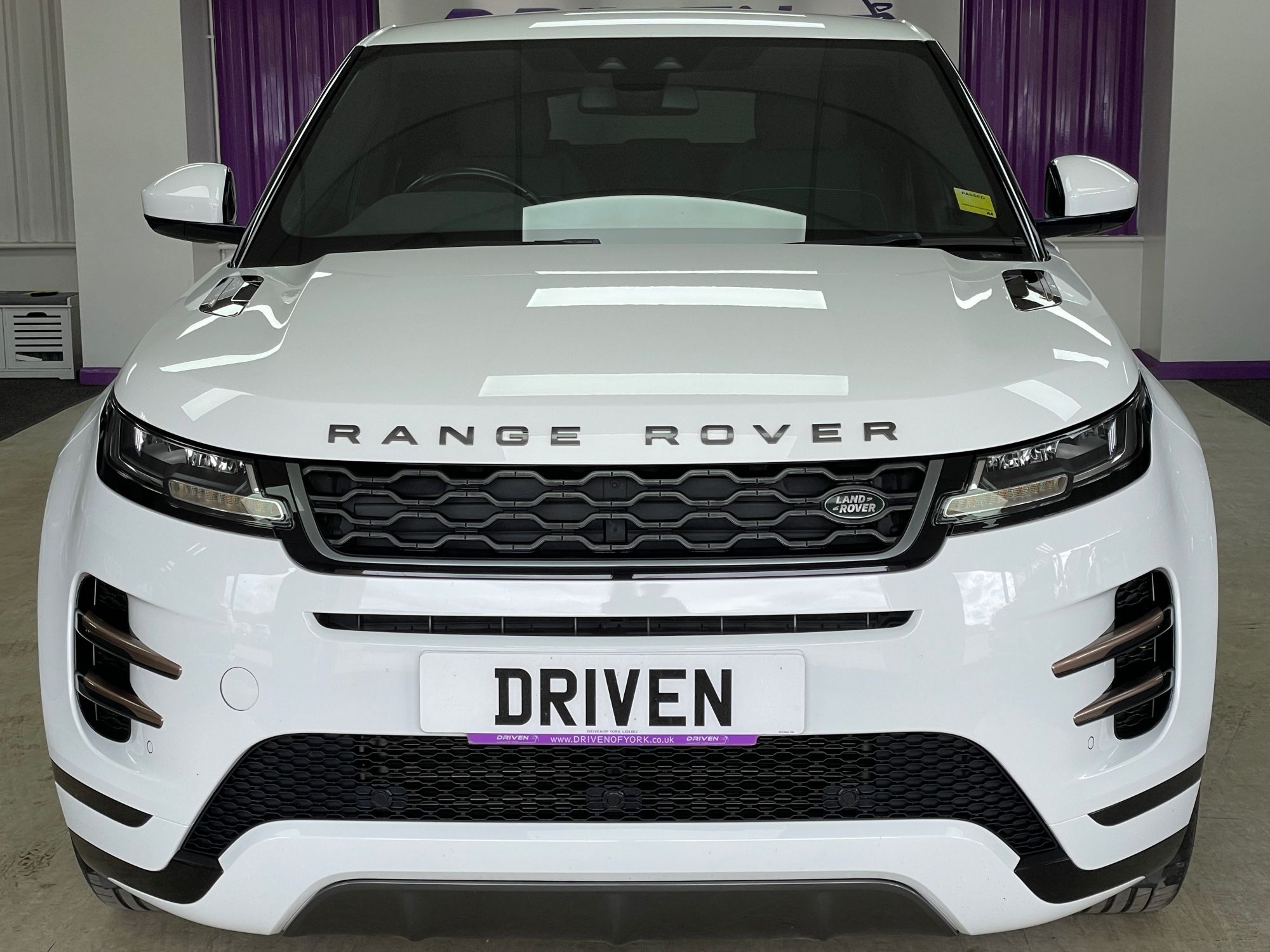 USED 2019 69 LAND ROVER RANGE ROVER EVOQUE 2.0 P200 MHEV R-Dynamic SUV 5dr Petrol Auto 4WD Euro 6 (s/s) (200 ps) 
