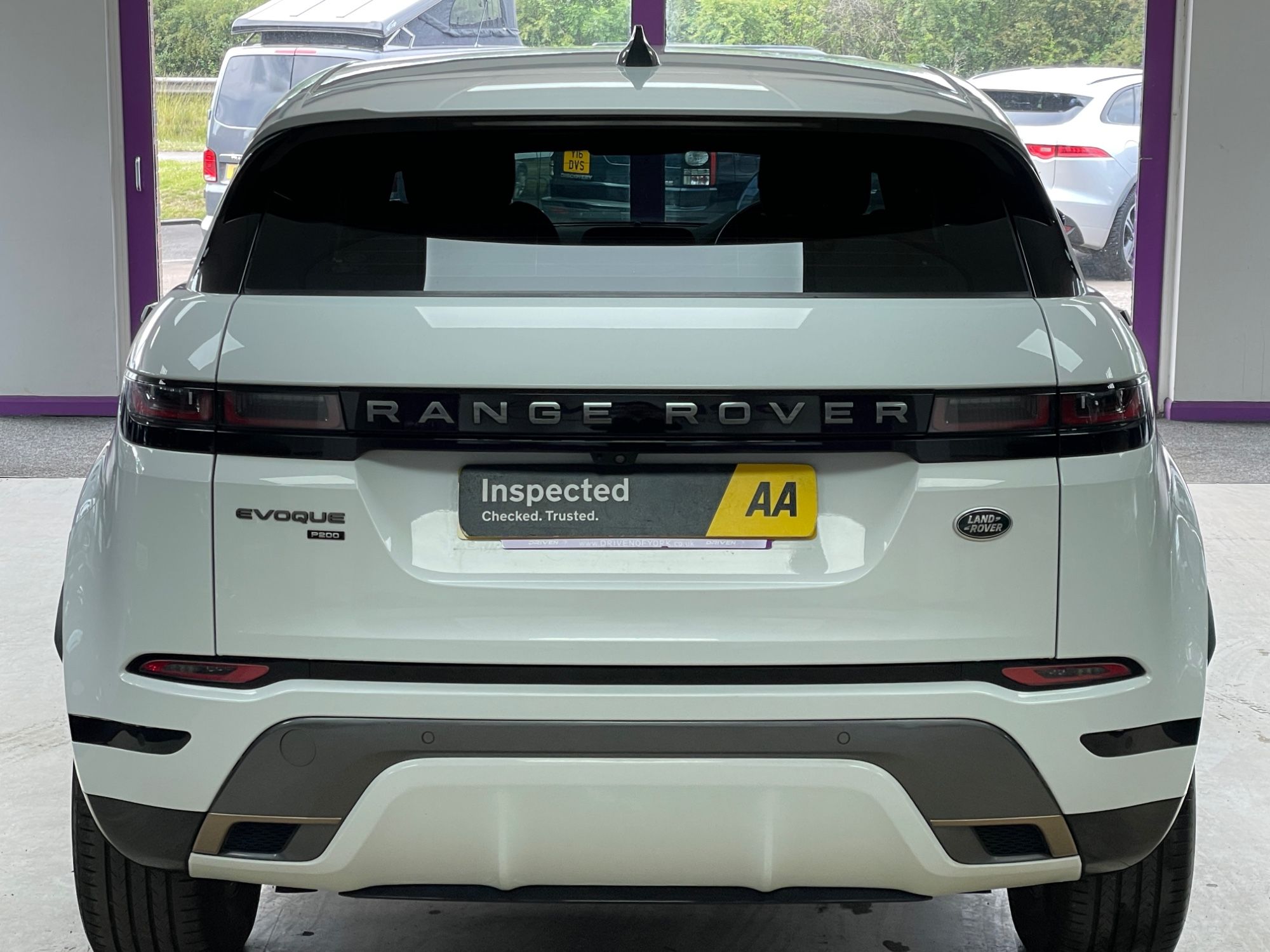 USED 2019 69 LAND ROVER RANGE ROVER EVOQUE 2.0 P200 MHEV R-Dynamic SUV 5dr Petrol Auto 4WD Euro 6 (s/s) (200 ps) 