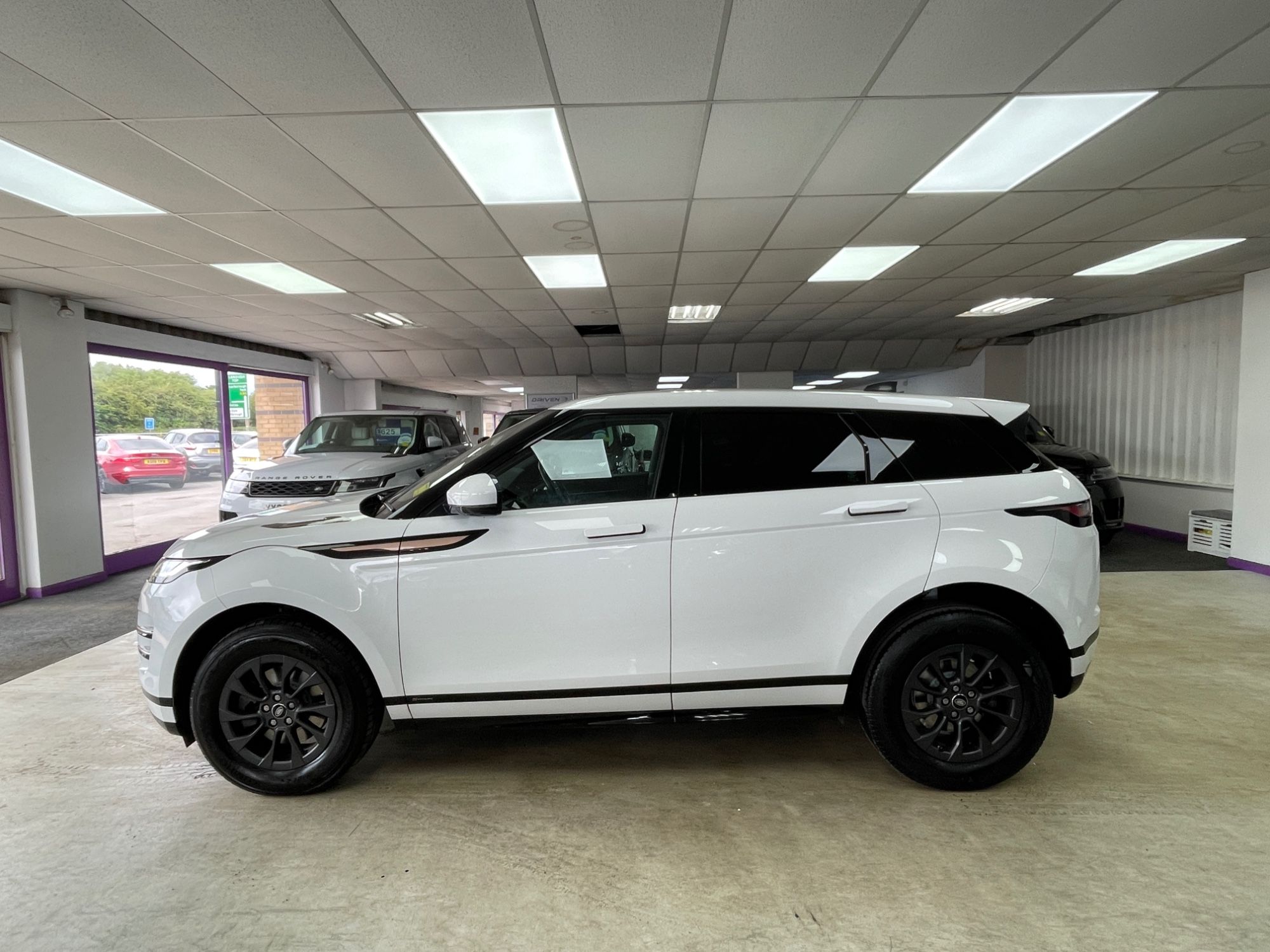 USED 2019 69 LAND ROVER RANGE ROVER EVOQUE 2.0 P200 MHEV R-Dynamic SUV 5dr Petrol Auto 4WD Euro 6 (s/s) (200 ps) 