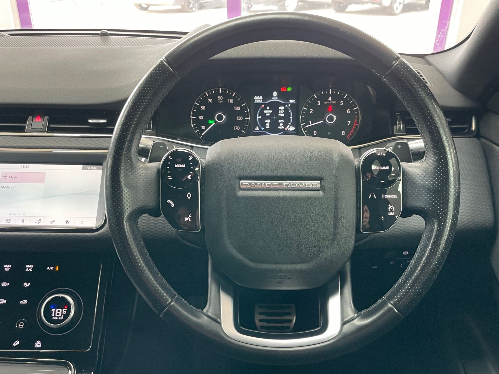 USED 2019 69 LAND ROVER RANGE ROVER EVOQUE 2.0 P200 MHEV R-Dynamic SUV 5dr Petrol Auto 4WD Euro 6 (s/s) (200 ps) 
