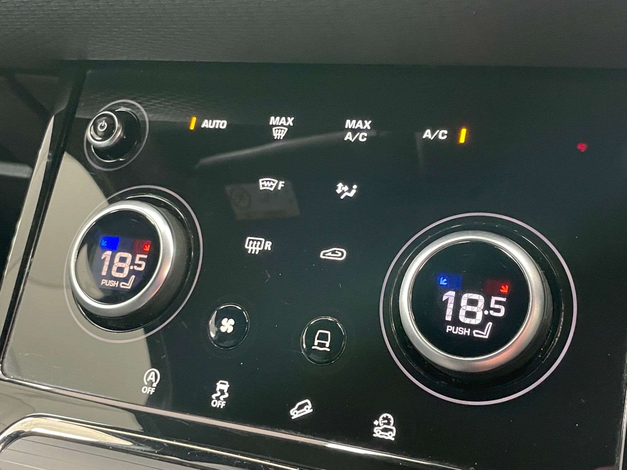 USED 2019 69 LAND ROVER RANGE ROVER EVOQUE 2.0 P200 MHEV R-Dynamic SUV 5dr Petrol Auto 4WD Euro 6 (s/s) (200 ps) 