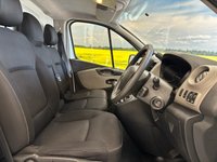 USED 2018 18 RENAULT TRAFIC 1.6 dCi 27 Business+ Panel Van 5dr Diesel Manual SWB Standard Roof Euro 6 (120 ps) USB POINT+6 SERVICE'S UP TO DATE