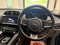 USED 2019 19 JAGUAR F-PACE 2.0 P250i Portfolio SUV 5dr Petrol Auto AWD Euro 6 (s/s) (250 ps) 