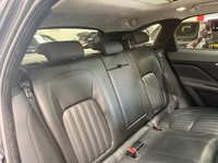 USED 2019 19 JAGUAR F-PACE 2.0 P250i Portfolio SUV 5dr Petrol Auto AWD Euro 6 (s/s) (250 ps) 