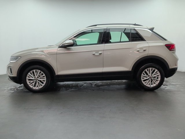 USED 2023 23 VOLKSWAGEN T-ROC 1.0 T-Roc Life TSI 5dr CLICK+COLLECT / HOME DELIVERY