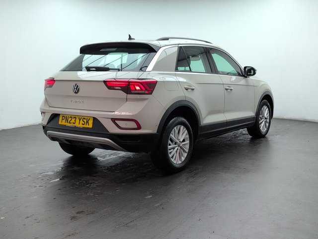 USED 2023 23 VOLKSWAGEN T-ROC 1.0 T-Roc Life TSI 5dr CLICK+COLLECT / HOME DELIVERY