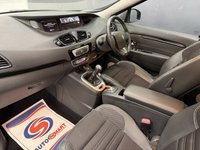 USED 2015 65 RENAULT GRAND SCENIC 1.6 dCi Dynamique Nav MPV 5dr Diesel Manual Euro 6 (s/s) (130 ps) ****LOW MILEAGE****