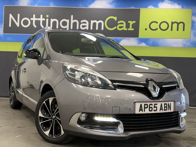 View our Renault Grand Scenic range