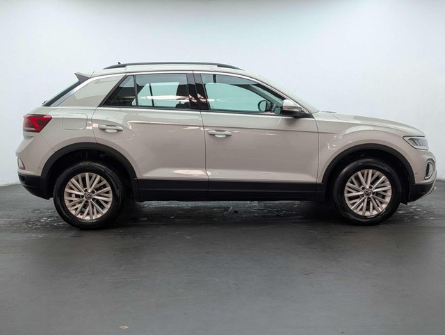 USED 2023 23 VOLKSWAGEN T-ROC 1.0 T-Roc Life TSI 5dr CLICK+COLLECT / HOME DELIVERY