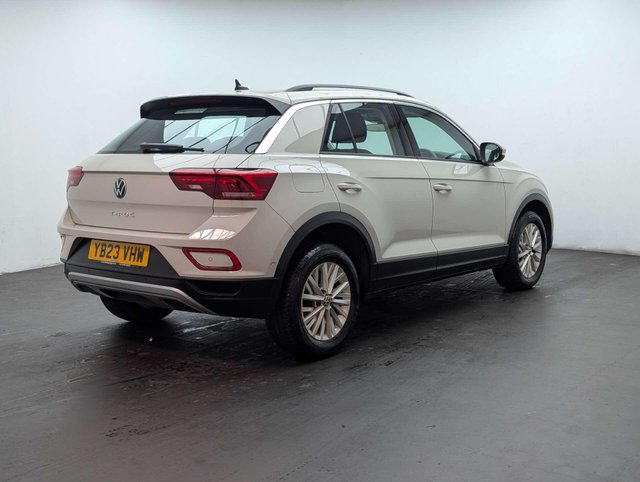 USED 2023 23 VOLKSWAGEN T-ROC 1.0 T-Roc Life TSI 5dr CLICK+COLLECT / HOME DELIVERY