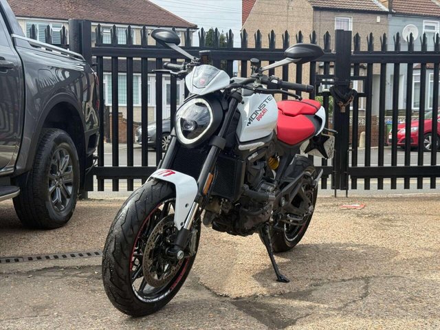 View our DUCATI Monster 937