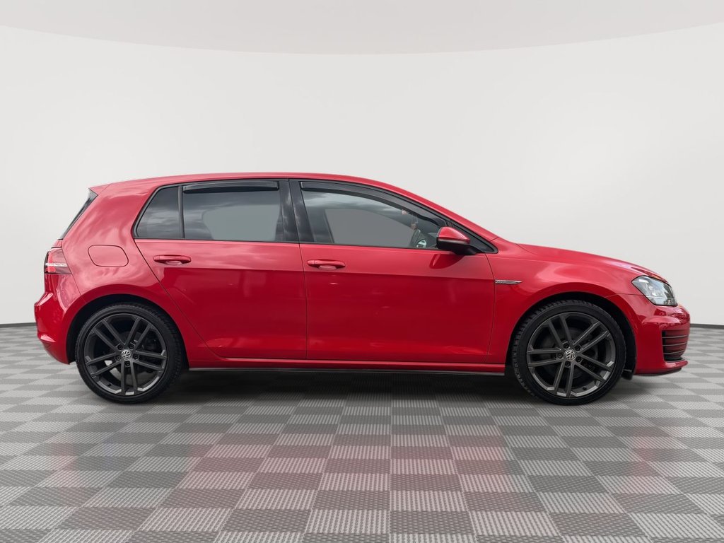 USED 2016 16 VOLKSWAGEN GOLF 2.0 TDI BlueMotion Tech GTD Hatchback 5dr Diesel Manual Euro 6 (s/s) (184 ps) Parking Sensors, Sat Nav