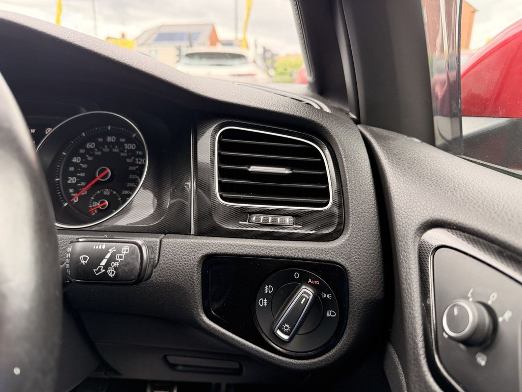 USED 2016 16 VOLKSWAGEN GOLF 2.0 TDI BlueMotion Tech GTD Hatchback 5dr Diesel Manual Euro 6 (s/s) (184 ps) Parking Sensors, Sat Nav
