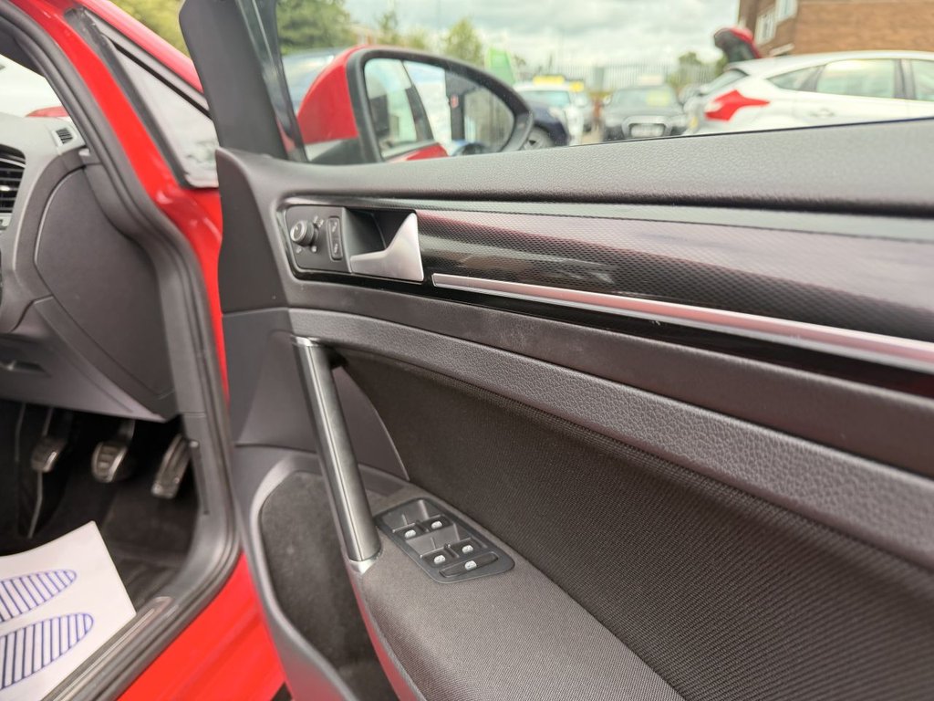 USED 2016 16 VOLKSWAGEN GOLF 2.0 TDI BlueMotion Tech GTD Hatchback 5dr Diesel Manual Euro 6 (s/s) (184 ps) Parking Sensors, Sat Nav