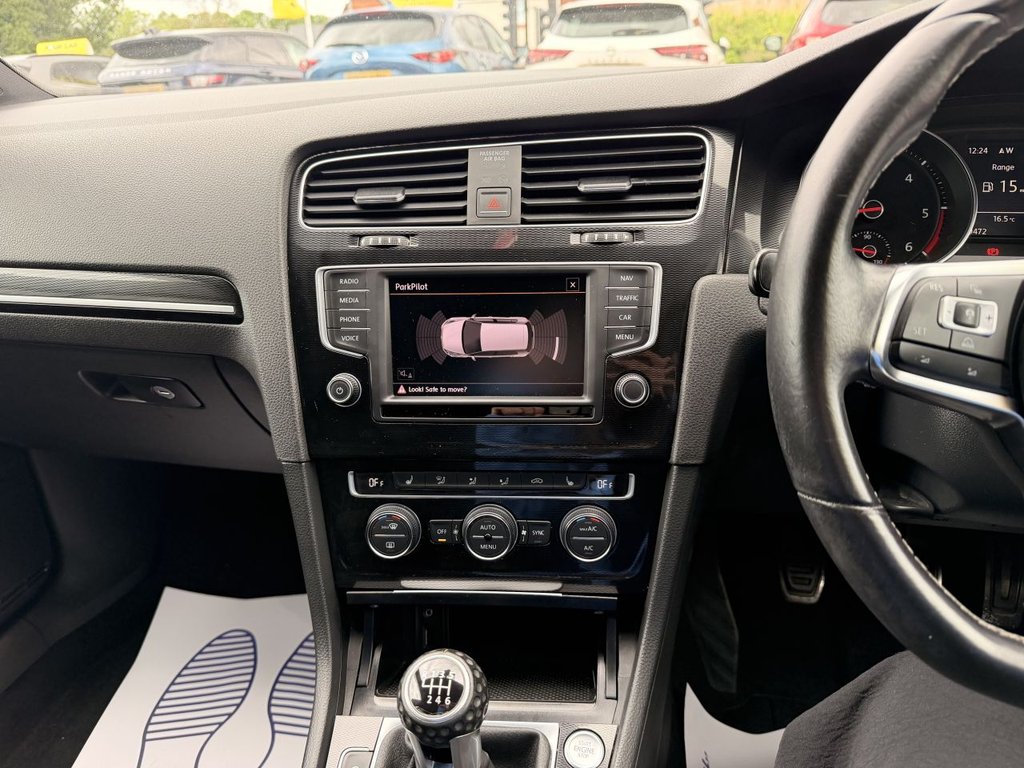 USED 2016 16 VOLKSWAGEN GOLF 2.0 TDI BlueMotion Tech GTD Hatchback 5dr Diesel Manual Euro 6 (s/s) (184 ps) Parking Sensors, Sat Nav