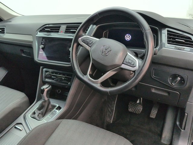 USED 2022 72 VOLKSWAGEN TIGUAN 1.5 Tiguan Allspace Life TSi Semi-Auto 5dr CLICK+COLLECT / HOME DELIVERY