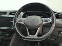 USED 2022 72 VOLKSWAGEN TIGUAN 1.5 Tiguan Allspace Life TSi Semi-Auto 5dr CLICK+COLLECT / HOME DELIVERY