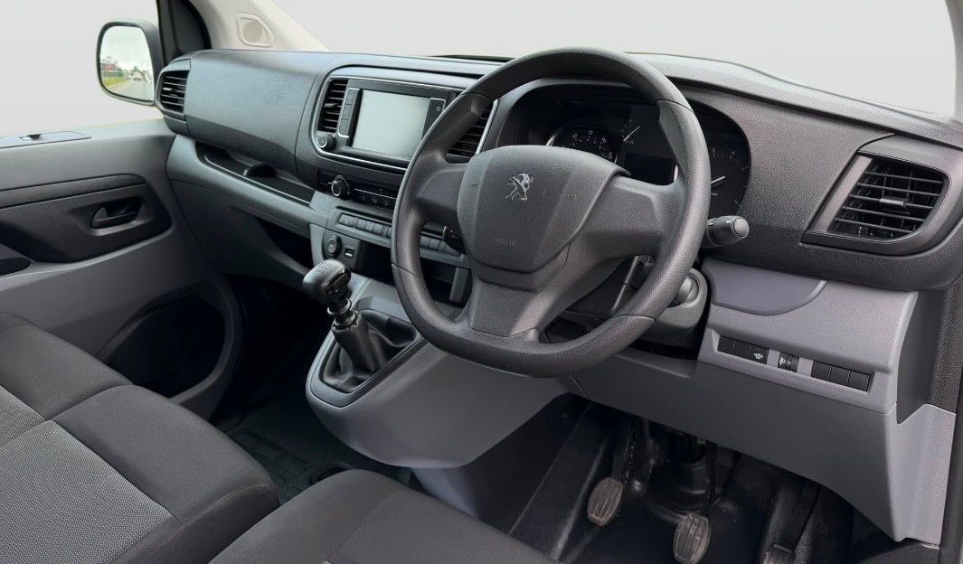 USED 2022 22 PEUGEOT EXPERT 2.0 BlueHDi 1400 Professional Premium Standard Panel Van 6dr Diesel Manual MWB Euro 6 (s/s) (145 ps) 