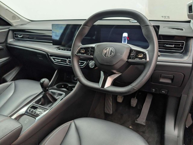USED 2025 25 MG HS 1.5 MG HS Trophy 5dr CLICK+COLLECT / HOME DELIVERY