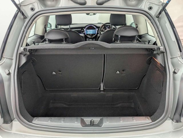 USED 2022 22 MINI HATCH 1.5 Cooper Classic 3dr CLICK+COLLECT / HOME DELIVERY