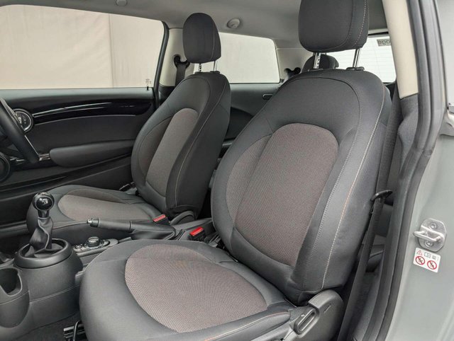 USED 2022 22 MINI HATCH 1.5 Cooper Classic 3dr CLICK+COLLECT / HOME DELIVERY