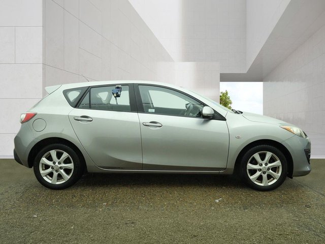 View our MAZDA MAZDA3
