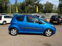 USED 2010 TOYOTA AYGO 1.0 VVT-i Blue Hatchback 3dr Petrol Manual Euro 4 (67 bhp) 