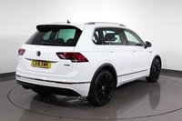 USED 2018 18 VOLKSWAGEN TIGUAN 2.0 TDI R-Line SUV 5dr Diesel DSG 4Motion Euro 6 (s/s) (190 ps) FULL SERVICE HISTORY - 2 KEYS - 2 OWNERS