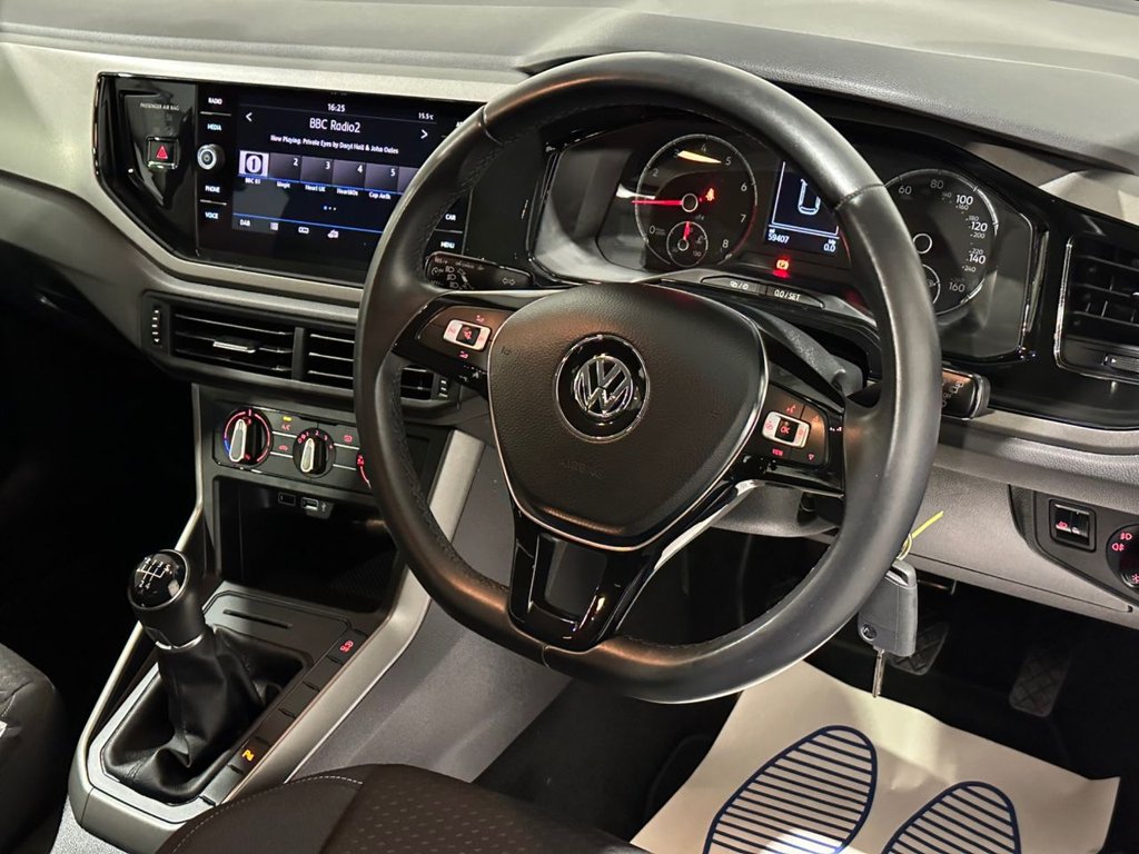 USED 2018 68 VOLKSWAGEN POLO 1.0 TSI SE Hatchback 5dr Petrol Manual Euro 6 (s/s) (95 ps) 