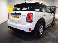 USED 2018 68 MINI COUNTRYMAN 2.0 Cooper D SUV 5dr Diesel Manual ALL4 Euro 6 (s/s) (150 ps) SAT NAV-PARKING SENSORS-CRUISE-DAB-BLUETOOTH-ALLOYS-LIGHT PACK-4X4