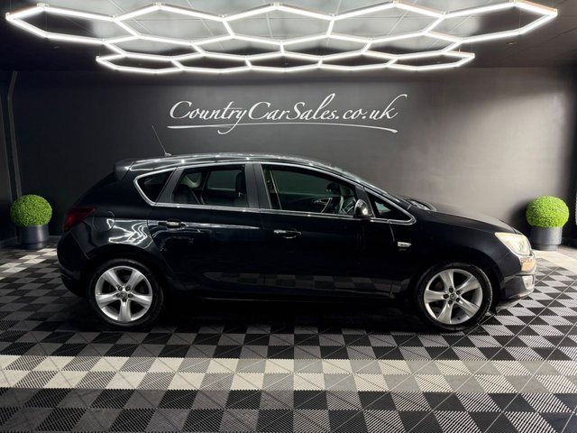 View our VAUXHALL ASTRA