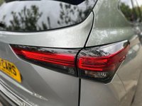 USED 2021 71 TOYOTA HIGHLANDER 2.5 VVT-h Excel CVT 4WD Euro 6 (s/s) 5dr FTSH-PAN ROOF-CAR PLAY