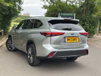 USED 2021 71 TOYOTA HIGHLANDER 2.5 VVT-h Excel CVT 4WD Euro 6 (s/s) 5dr FTSH-PAN ROOF-CAR PLAY