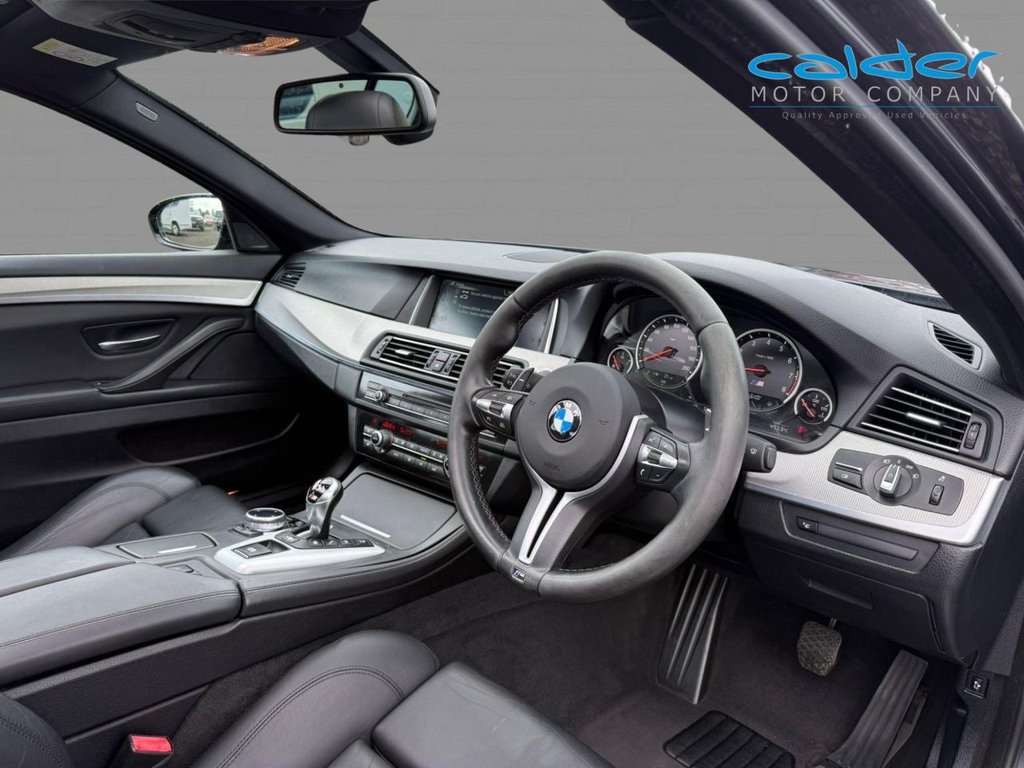 USED 2013 63 BMW M5 4.4 V8 Saloon 4dr Petrol DCT Euro 5 (s/s) (560 ps) LOVELY HIGH SPEC EXAMPLE WITH FSH