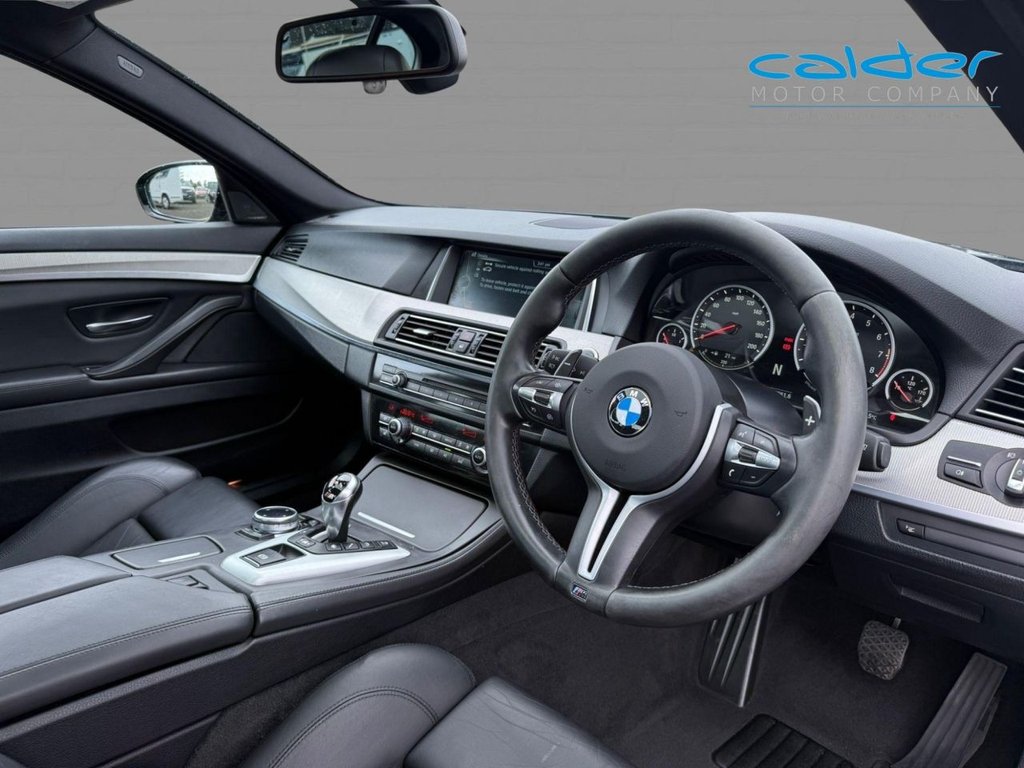 USED 2013 63 BMW M5 4.4 V8 Saloon 4dr Petrol DCT Euro 5 (s/s) (560 ps) LOVELY HIGH SPEC EXAMPLE WITH FSH