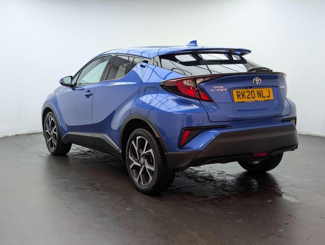 USED 2020 20 TOYOTA C-HR 1.8 C-HR Design HEV CVT 5dr CLICK+COLLECT / HOME DELIVERY