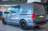 USED 2021 71 VOLKSWAGEN TRANSPORTER 2.0 TDI T32 Highline Kombi Double Cab 5dr Diesel DSG FWD SWB Euro 6 (s/s) (150 ps) Twin Sliding Doors, 2+1 Seats