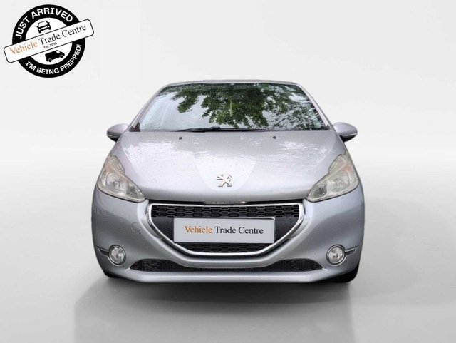 View our PEUGEOT 208
