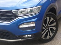 USED 2021 21 VOLKSWAGEN T-ROC 1.0 TSI Active 5d 110 S/S HEATED SEATS, SAT NAV, WIRELESS APPLE CARPLAY / ANDROID AUTO, FRONT & REAR PARKING SENSORS WITH DISPLAY, ELECTRIC TAILGATE, LANE ASSIST, FRONT ASSIST, ADAPTIVE CRUISE CONTROL & SPEED LIMITER, TINTED GLASS, DAB RADIO, BLUETOOTH, MANUAL 6 SPEED, 17 INCH ALLOYS, RAIN & LIGHT SENSORS, AUTO DIMMING REAR VIEW MIRROR, 4 USB PORTS, CLIMATE CONTROL, AUTO HOLD, LEATHER FLAT BOTTOM MFSW, ELECTRIC FOLDING MIRRORS, ILLUMINATING VANITY MIRRORS, FRONT & REAR ARM RESTS, ISO FIX, SPACE SAVER, SERVICE HISTORY