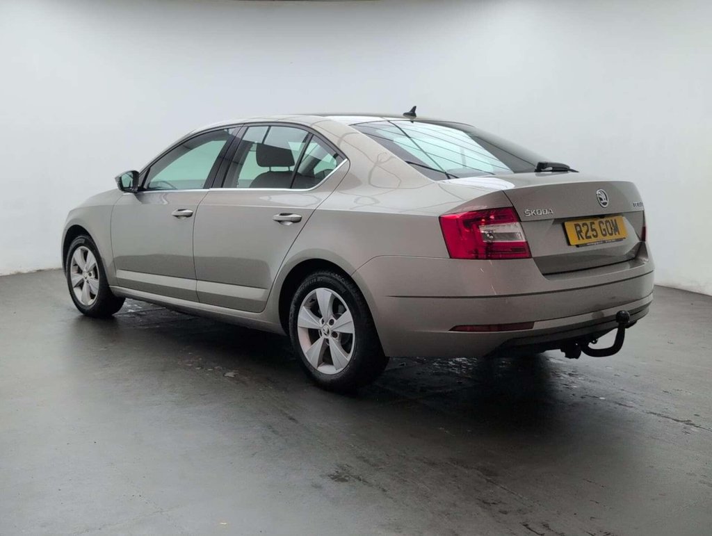 Used 2019 19 SKODA OCTAVIA 1.0 Octavia SE Technology TSi Semi-Auto 5dr CLICK+COLLECT / HOME DELIVERY