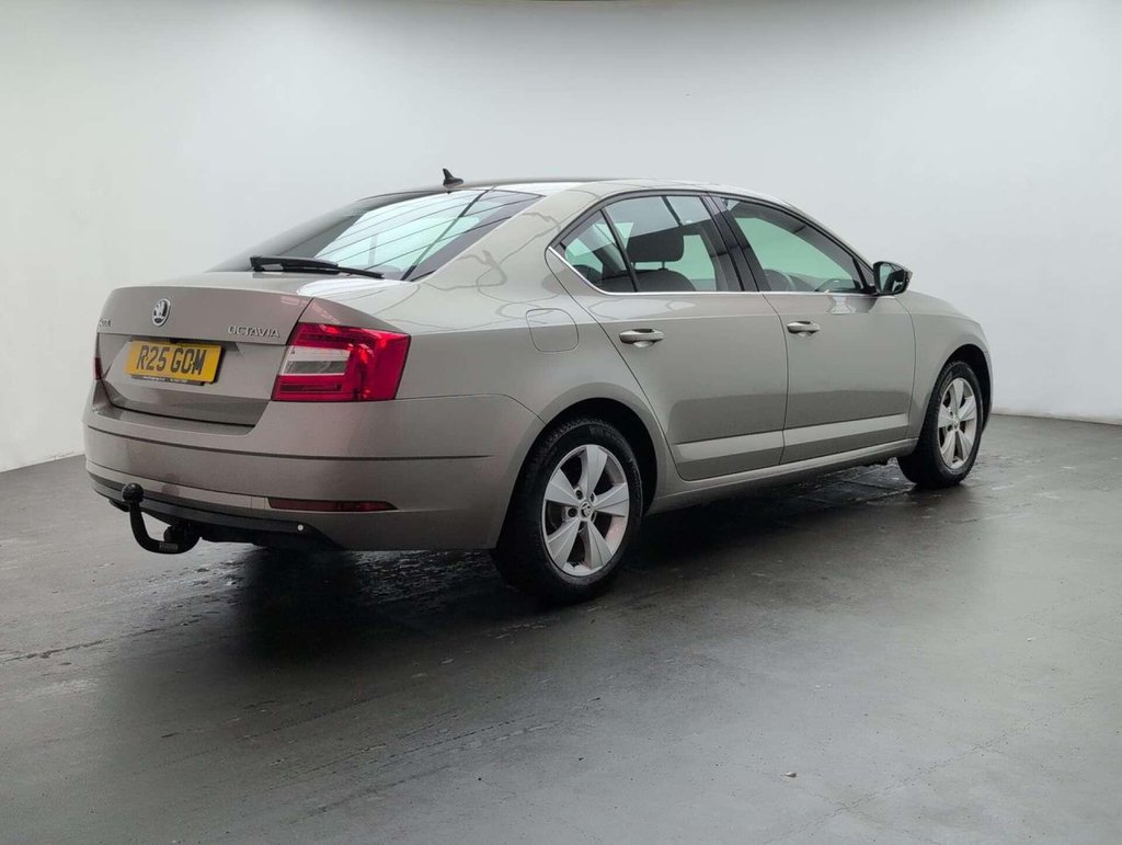 Used 2019 19 SKODA OCTAVIA 1.0 Octavia SE Technology TSi Semi-Auto 5dr CLICK+COLLECT / HOME DELIVERY