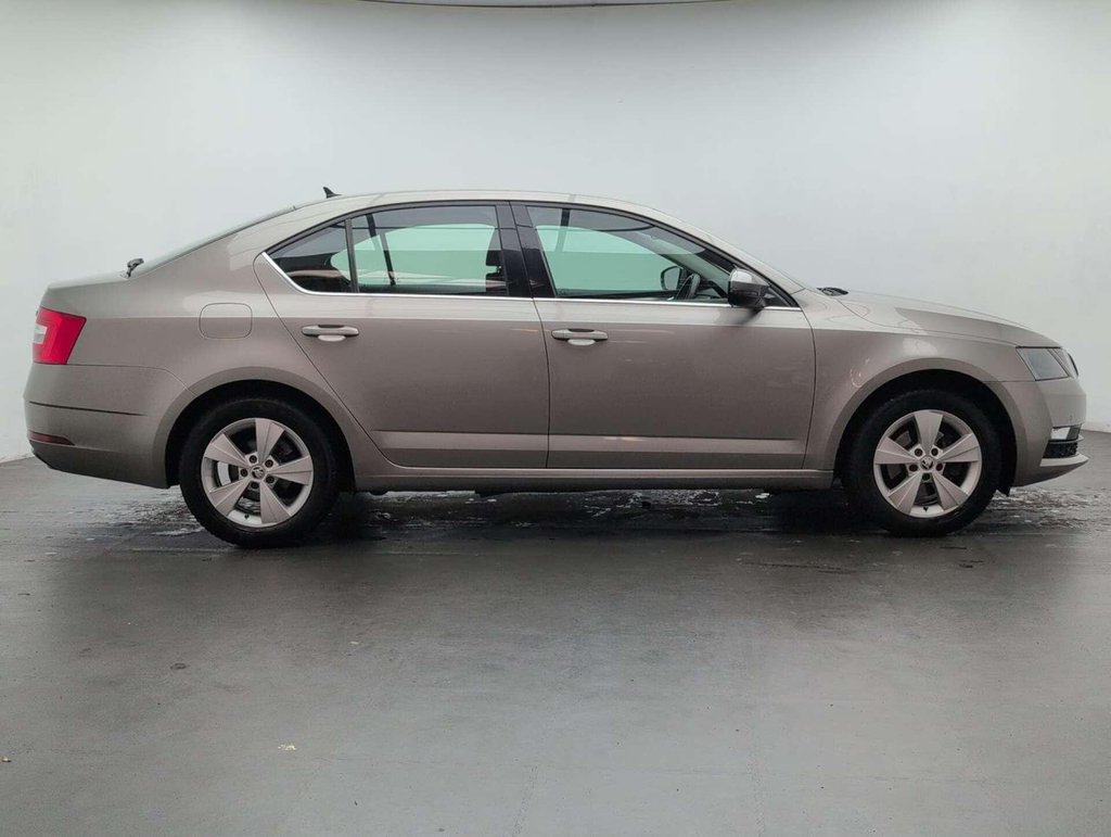 Used 2019 19 SKODA OCTAVIA 1.0 Octavia SE Technology TSi Semi-Auto 5dr CLICK+COLLECT / HOME DELIVERY