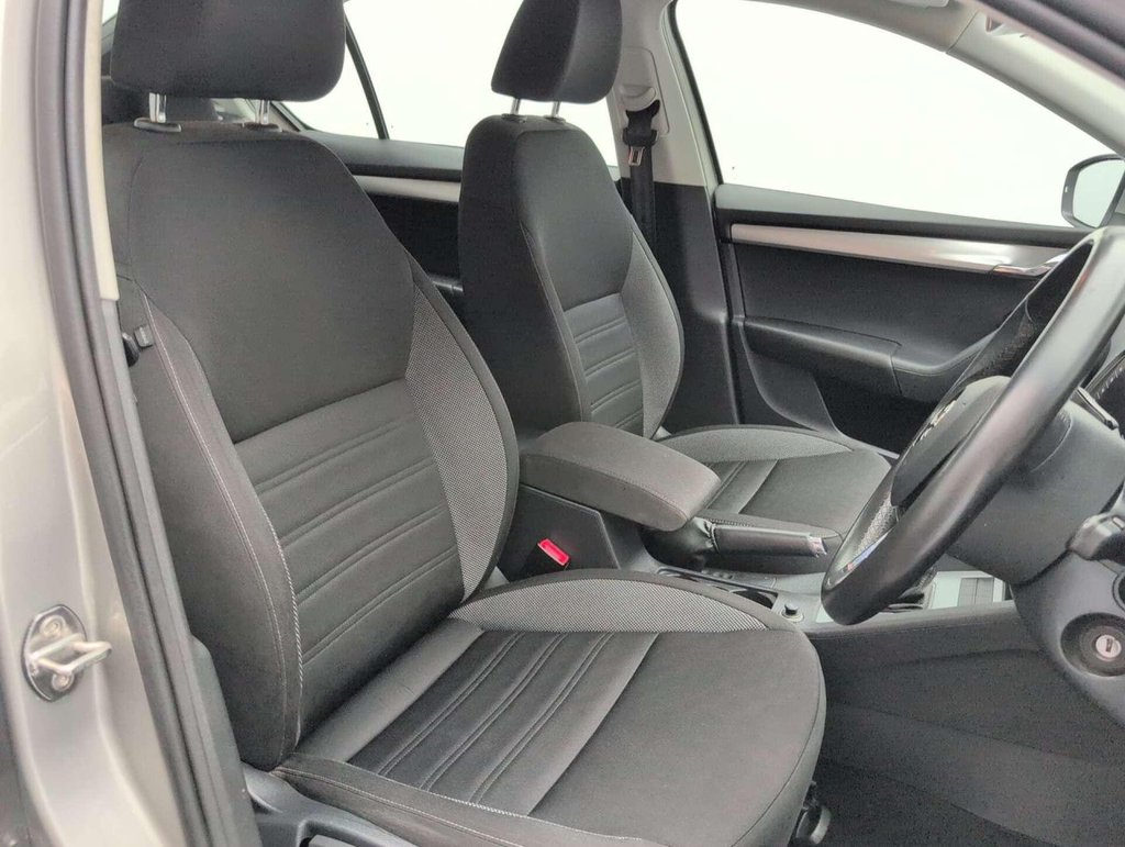 Used 2019 19 SKODA OCTAVIA 1.0 Octavia SE Technology TSi Semi-Auto 5dr CLICK+COLLECT / HOME DELIVERY
