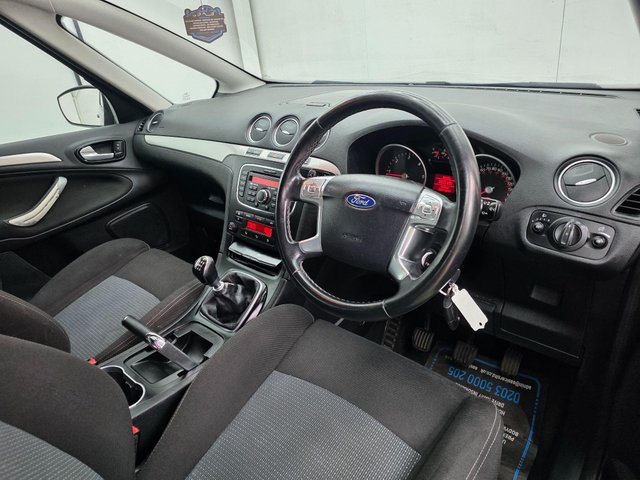 View our FORD S-MAX