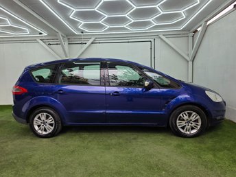 View our FORD S-MAX