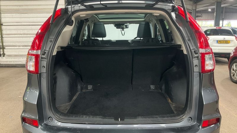 2015 Honda CR-V in grey — photo 10 of 10